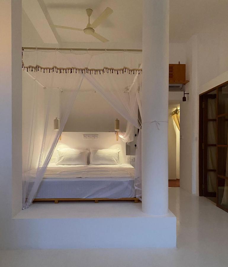 Pala Beach Villa Hikkaduwa Eksteriør bilde